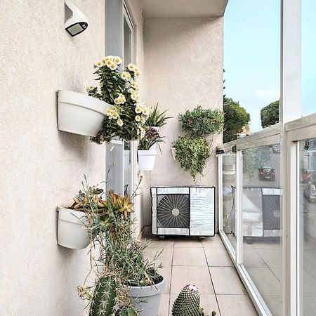 Central Private En-Suite With Balcony In Shared Residence Pietà Екстериор снимка