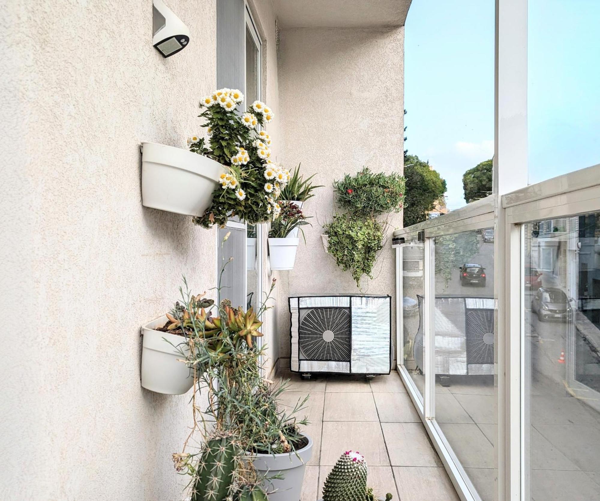 Central Private En-Suite With Balcony In Shared Residence Pietà Екстериор снимка